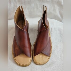 Born Iwa dark tan leather women's size 9 40.5 Worn Once!